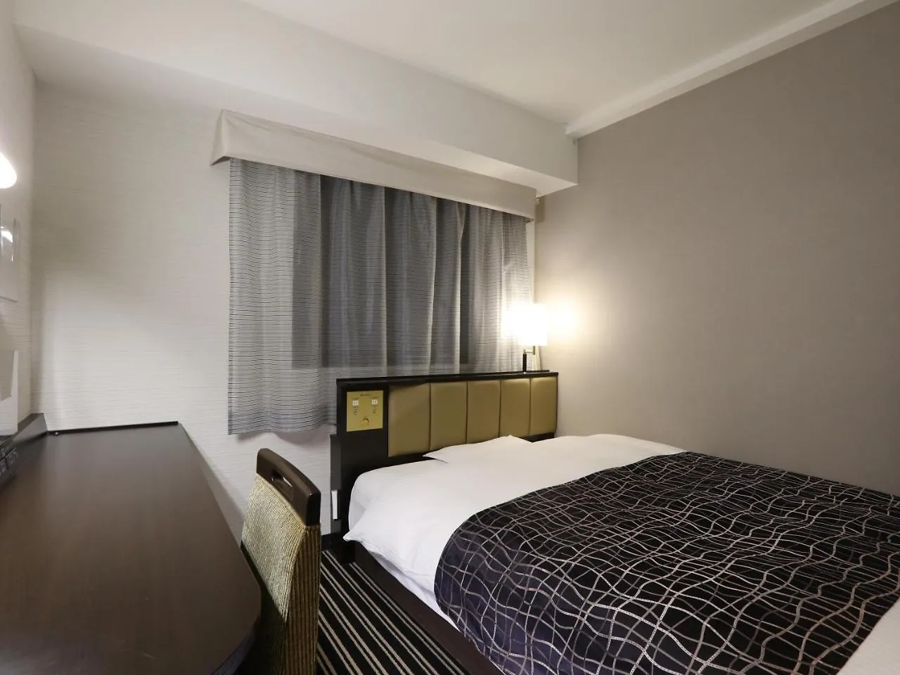 Apa Hotel Kanda Jimbocho Ekihigashi Tokio 3*,  Japón