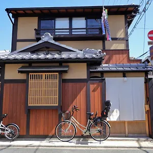 京町屋の宿悠路里 Kyo-machiya Yululy 京都市